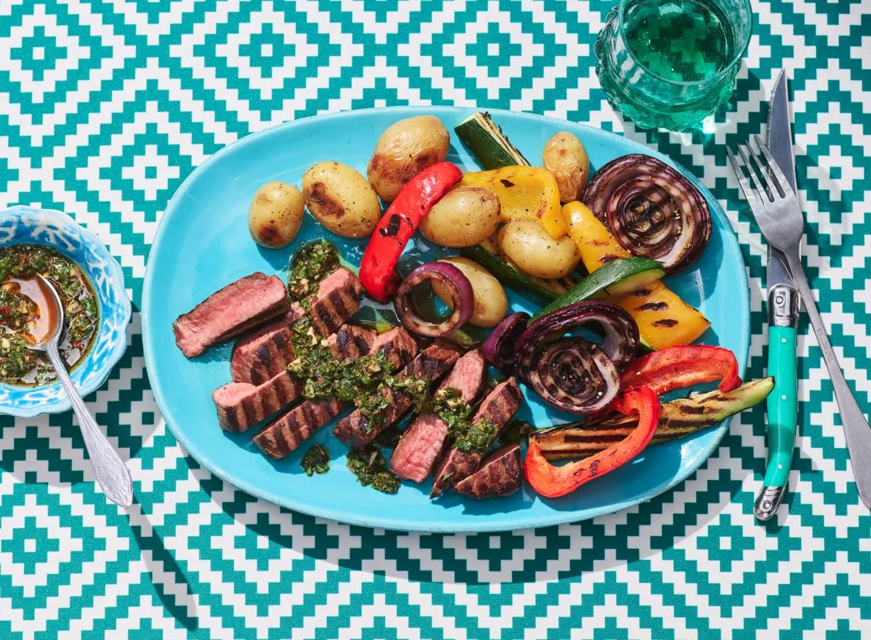 BBQ beef chimichurri met krieltjes en gegrilde groenten
