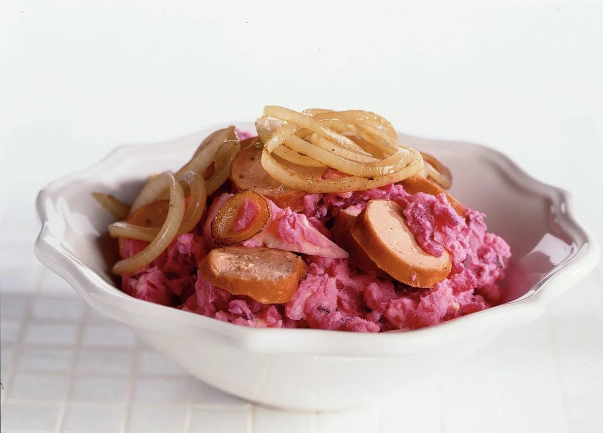 Bietenstamppot met vegetarische worst