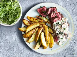 Biefstuk stroganoff met zelfgemaakte frites